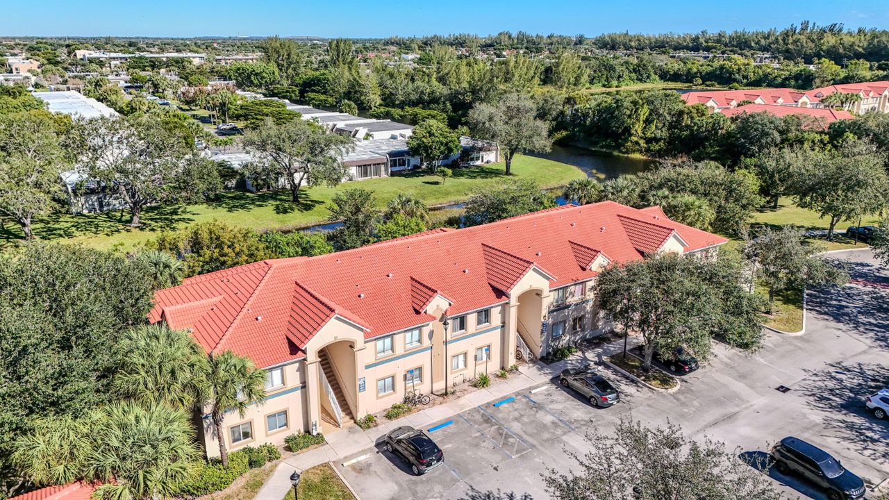 На продажу: $235,000 (3 спален, 2 ванн, 999 Квадратных фут)