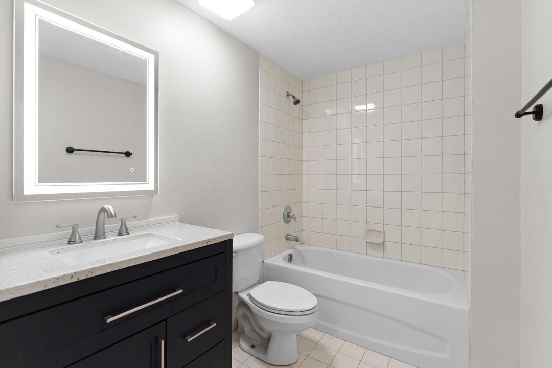 На продажу: $235,000 (3 спален, 2 ванн, 999 Квадратных фут)