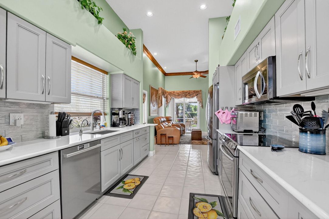 For Sale: $835,500 (3 beds, 2 baths, 2209 Square Feet)