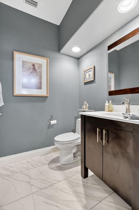 For Sale: $835,500 (3 beds, 2 baths, 2209 Square Feet)