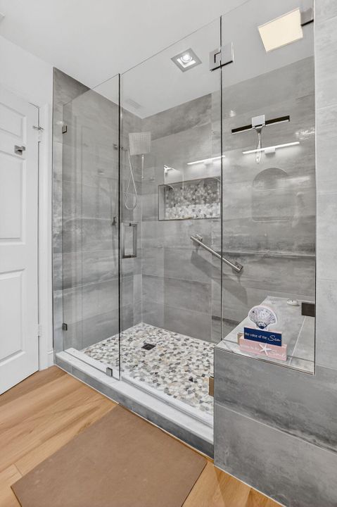 For Sale: $835,500 (3 beds, 2 baths, 2209 Square Feet)