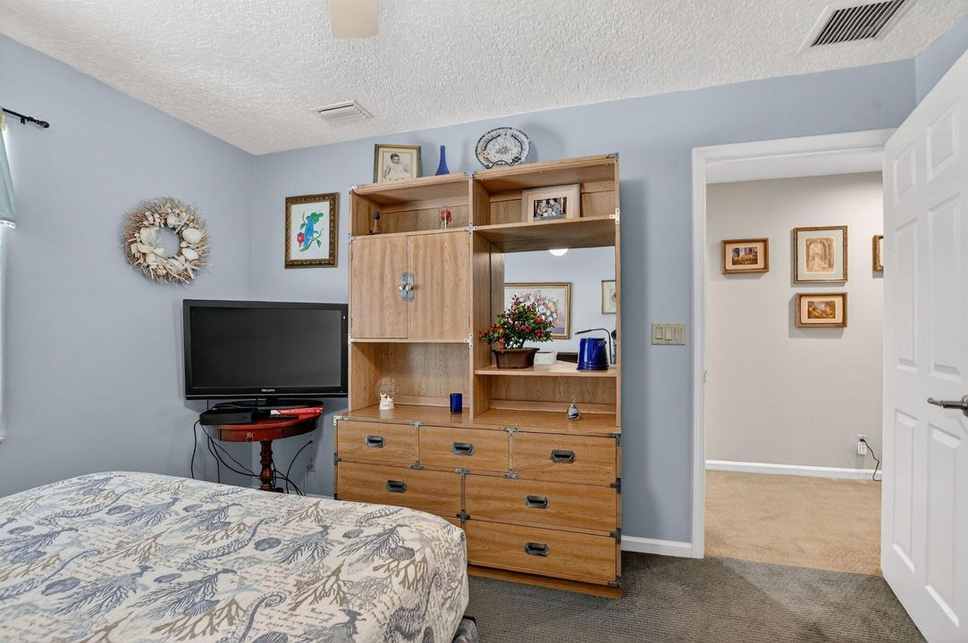 For Sale: $835,500 (3 beds, 2 baths, 2209 Square Feet)