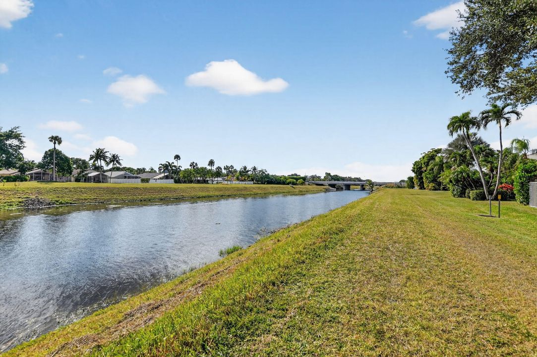 For Sale: $835,500 (3 beds, 2 baths, 2209 Square Feet)