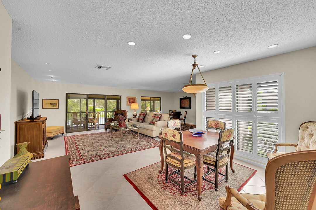 En Venta: $250,000 (3 camas, 2 baños, 1411 Pies cuadrados)