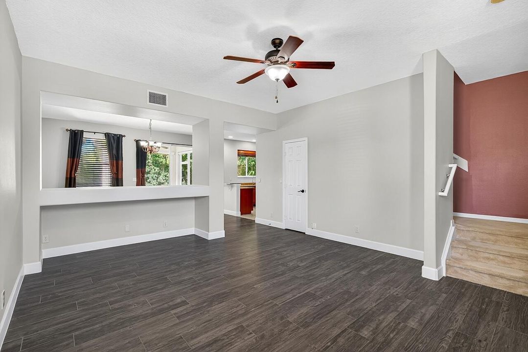 For Sale: $419,000 (3 beds, 2 baths, 2336 Square Feet)