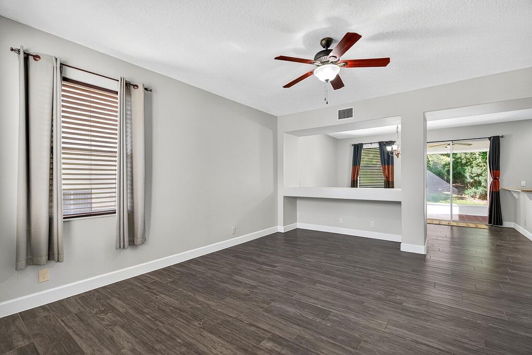 For Sale: $419,000 (3 beds, 2 baths, 2336 Square Feet)