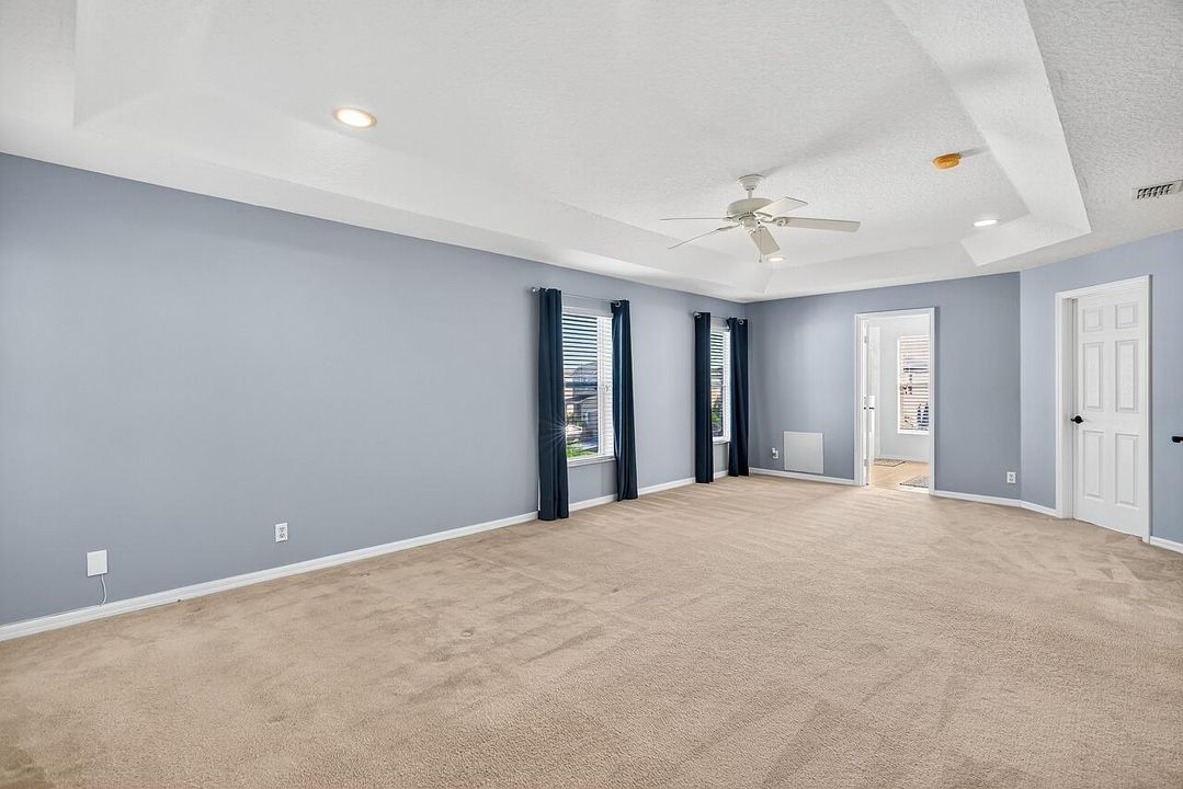 For Sale: $419,000 (3 beds, 2 baths, 2336 Square Feet)