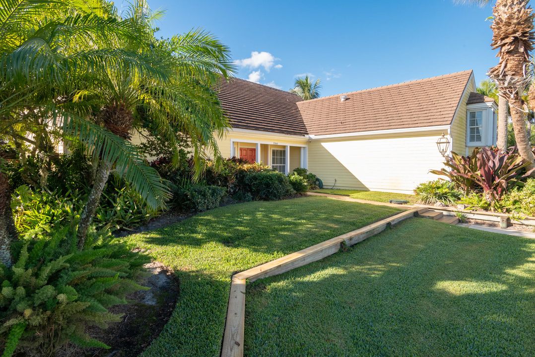 For Sale: $1,197,333 (4 beds, 5 baths, 4898 Square Feet)