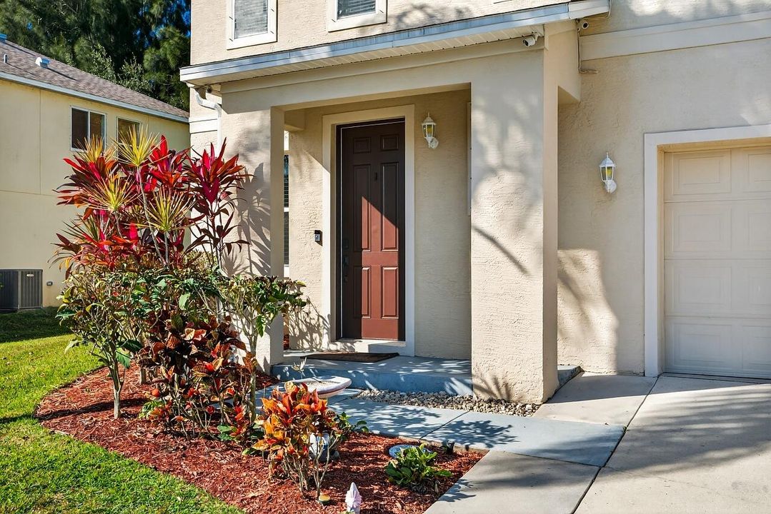 For Sale: $419,000 (3 beds, 2 baths, 2336 Square Feet)