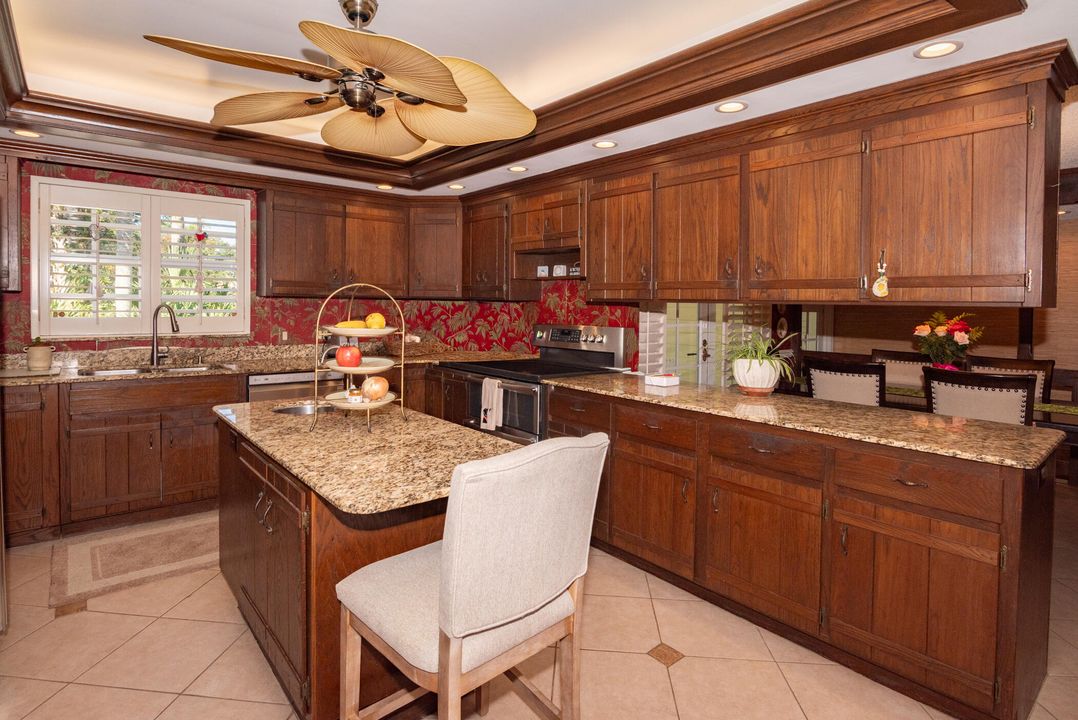 For Sale: $1,197,333 (4 beds, 5 baths, 4898 Square Feet)