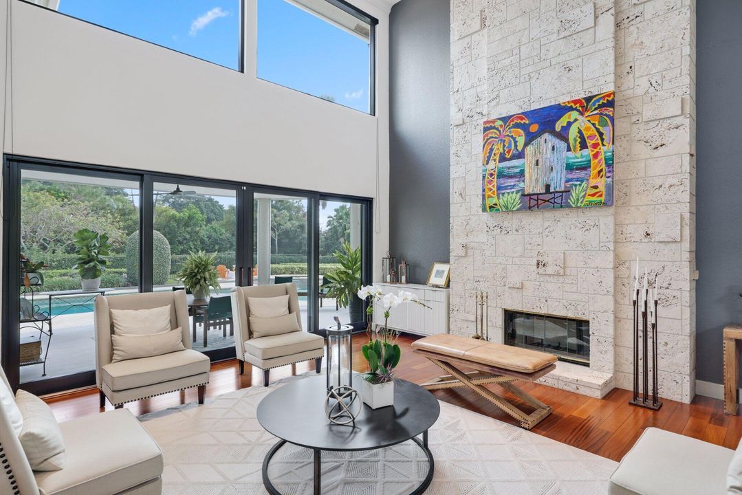 Active With Contract: $2,949,000 (5 beds, 5 baths, 5737 Square Feet)