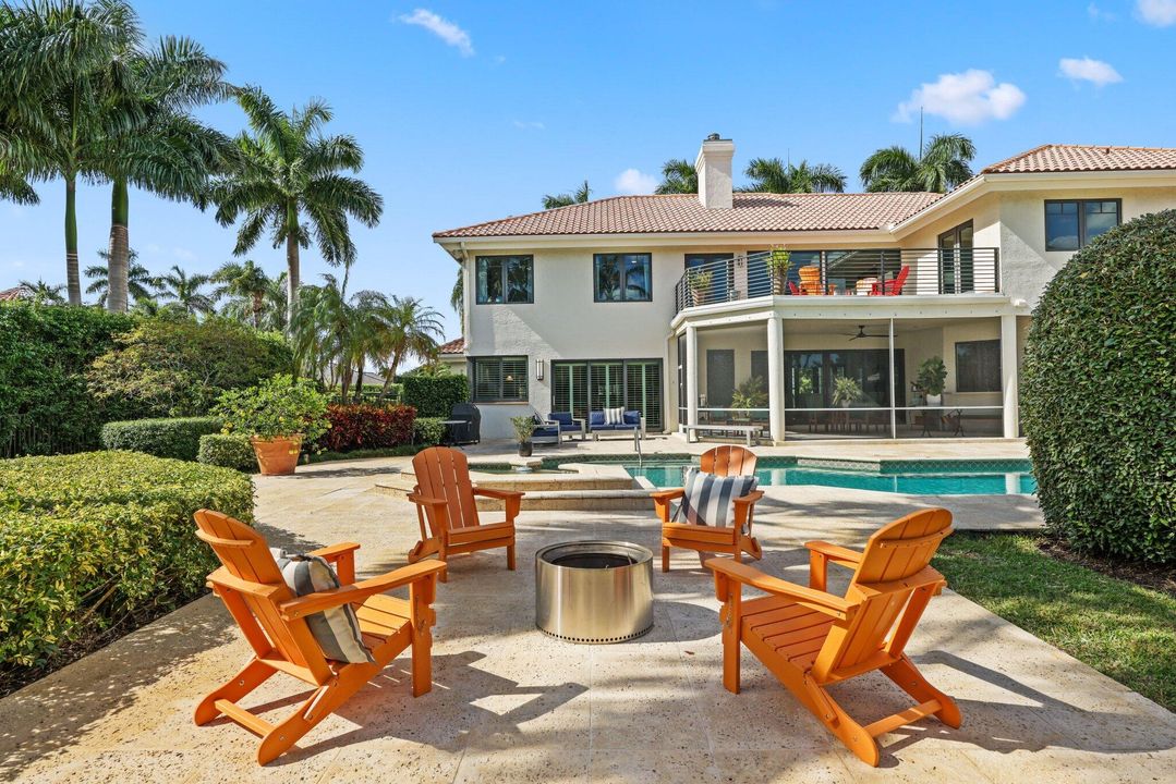 Active With Contract: $2,949,000 (5 beds, 5 baths, 5737 Square Feet)