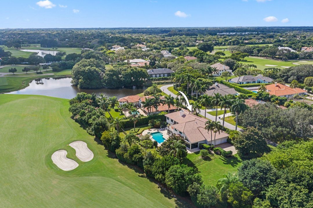 Active With Contract: $2,949,000 (5 beds, 5 baths, 5737 Square Feet)