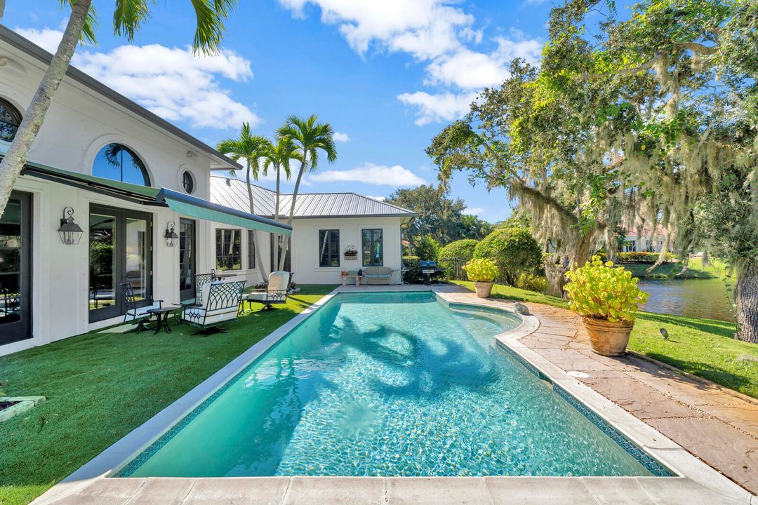 For Sale: $2,200,000 (4 beds, 4 baths, 3868 Square Feet)