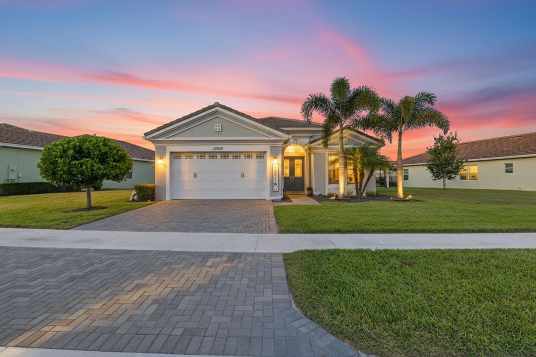 待售: $629,000 (3 贝兹, 2 浴室, 2042 平方英尺)