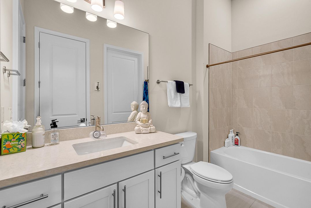 For Sale: $575,000 (3 beds, 2 baths, 2098 Square Feet)