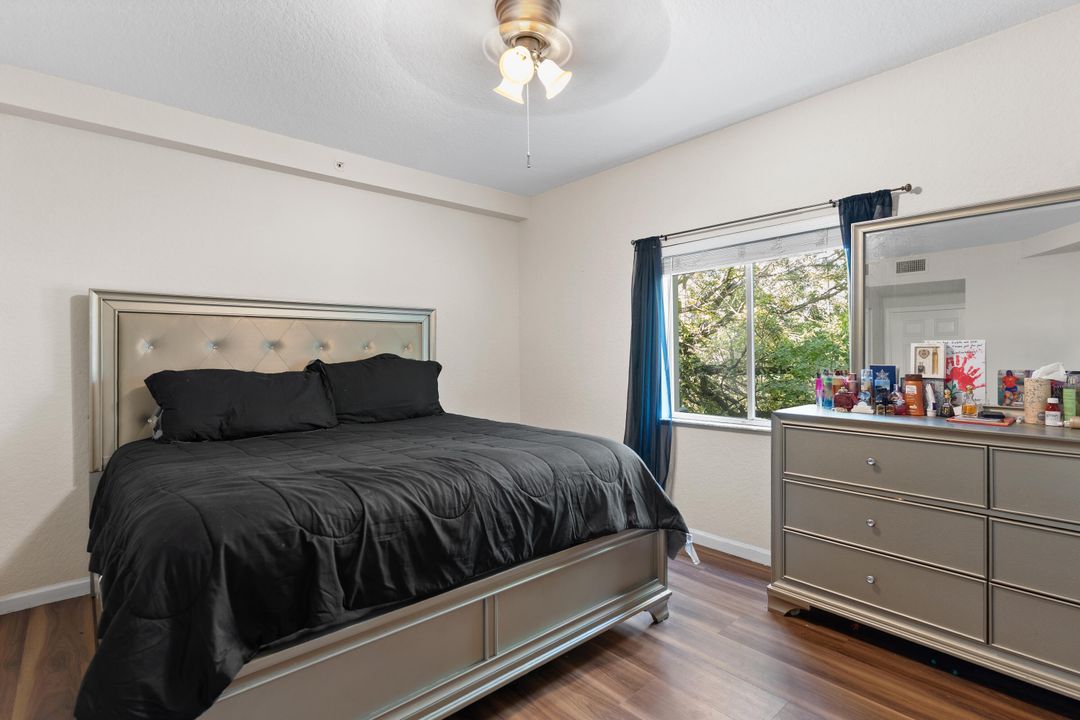 На продажу: $235,000 (3 спален, 2 ванн, 999 Квадратных фут)