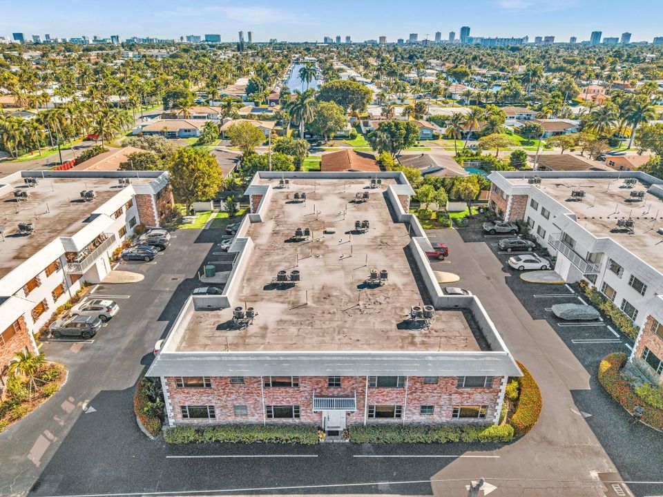 待售: $149,900 (2 贝兹, 2 浴室, 930 平方英尺)