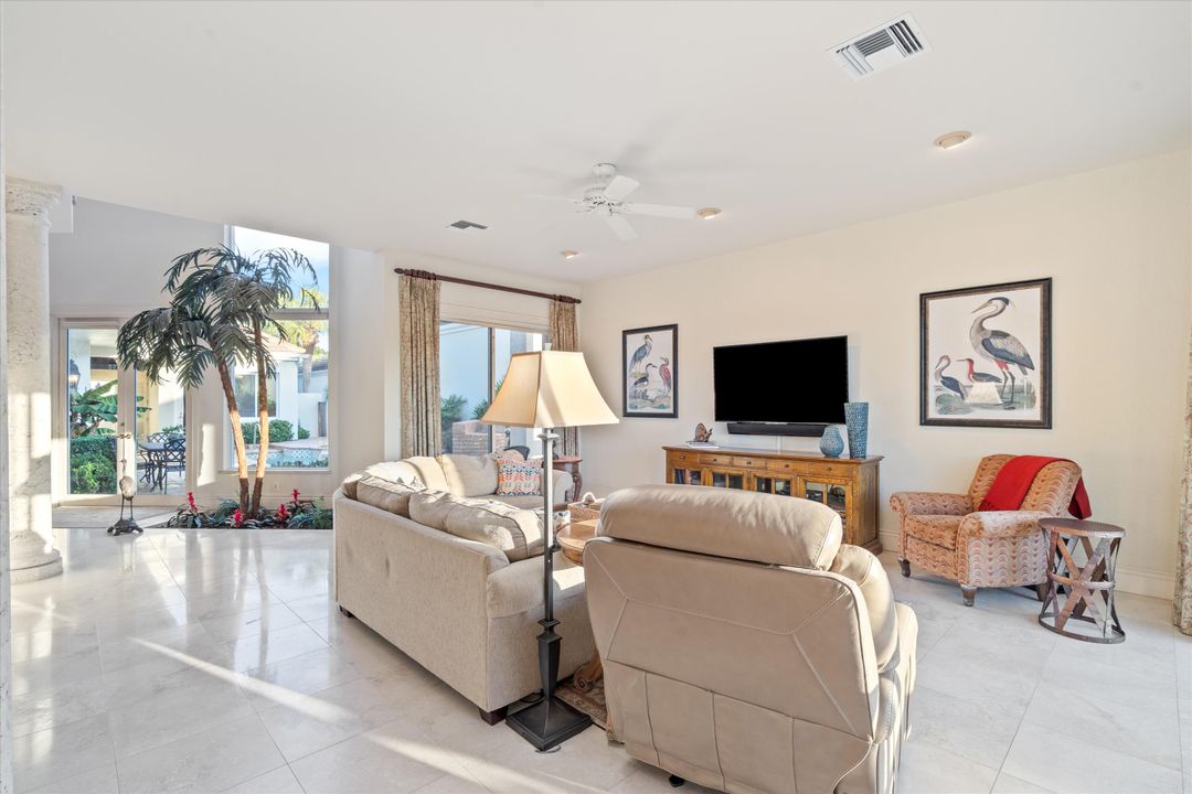 En Venta: $3,450,000 (3 camas, 3 baños, 3708 Pies cuadrados)