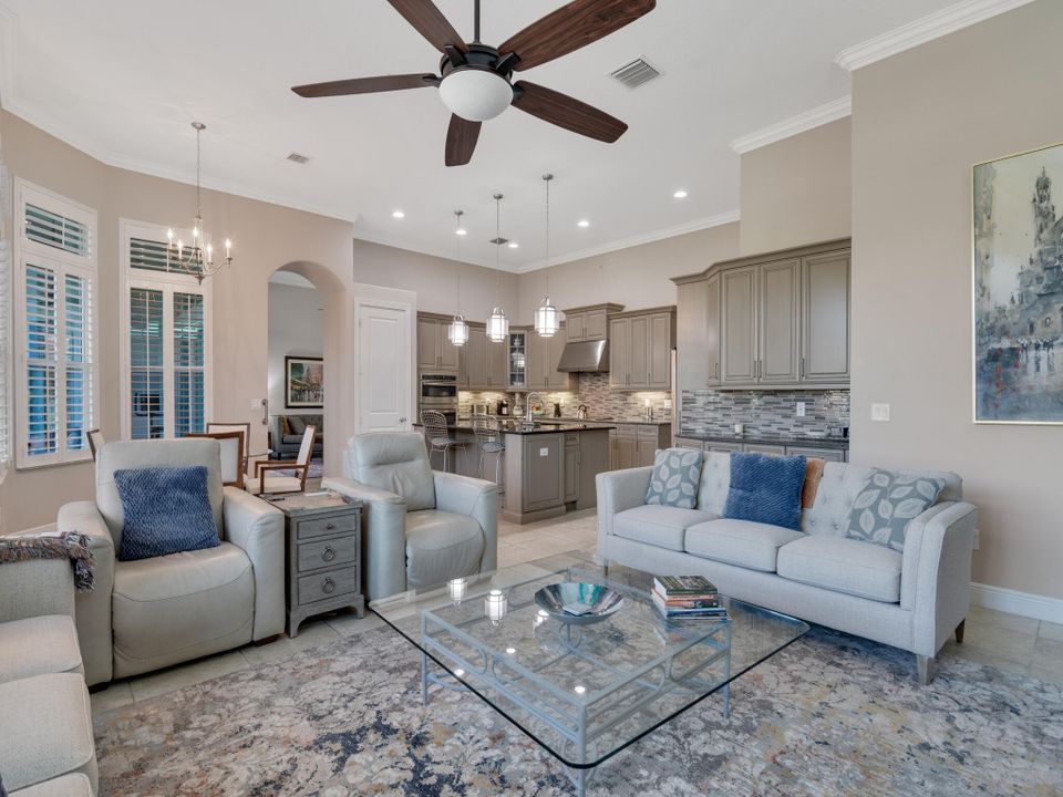 For Sale: $735,000 (3 beds, 2 baths, 2973 Square Feet)