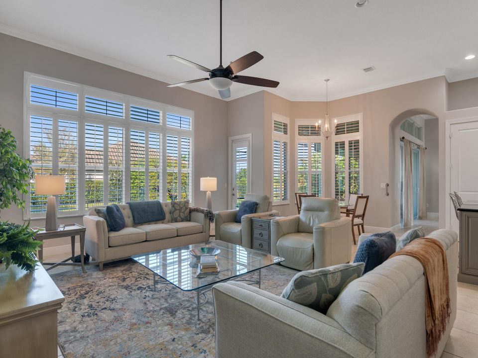 For Sale: $735,000 (3 beds, 2 baths, 2973 Square Feet)