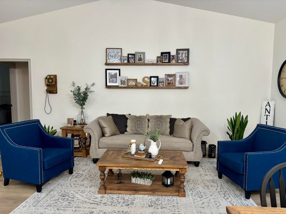 En Venta: $475,000 (3 camas, 2 baños, 1477 Pies cuadrados)