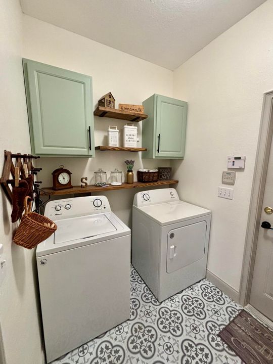 En Venta: $475,000 (3 camas, 2 baños, 1477 Pies cuadrados)