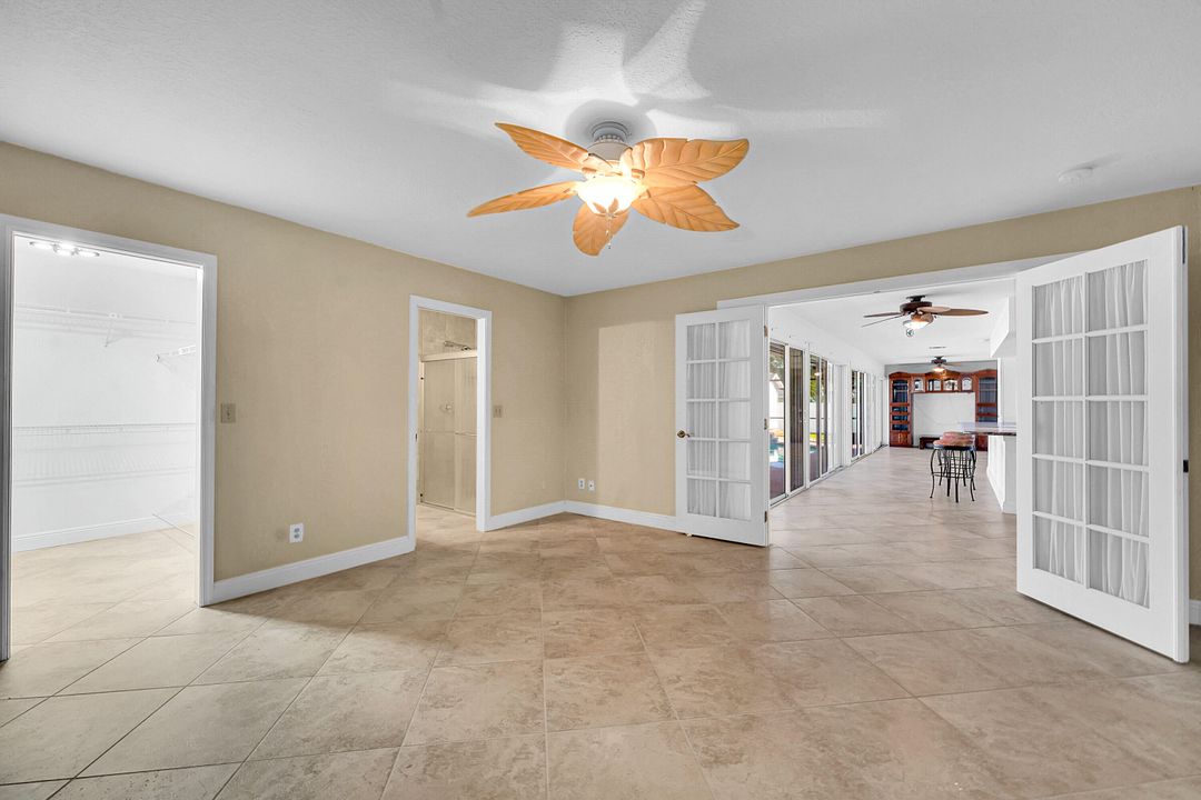 For Sale: $474,900 (3 beds, 2 baths, 2158 Square Feet)