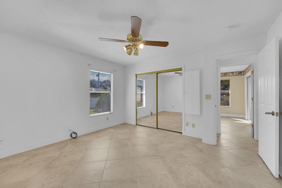 For Sale: $474,900 (3 beds, 2 baths, 2158 Square Feet)