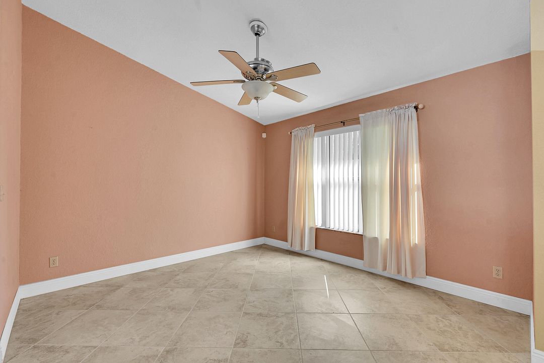 For Sale: $474,900 (3 beds, 2 baths, 2158 Square Feet)