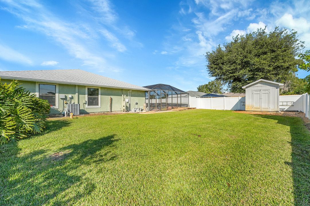 For Sale: $474,900 (3 beds, 2 baths, 2158 Square Feet)