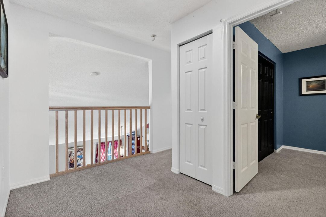 待售: $780,000 (4 贝兹, 2 浴室, 2339 平方英尺)