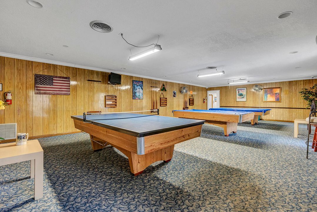 For Sale: $85,500 (2 beds, 2 baths, 990 Square Feet)