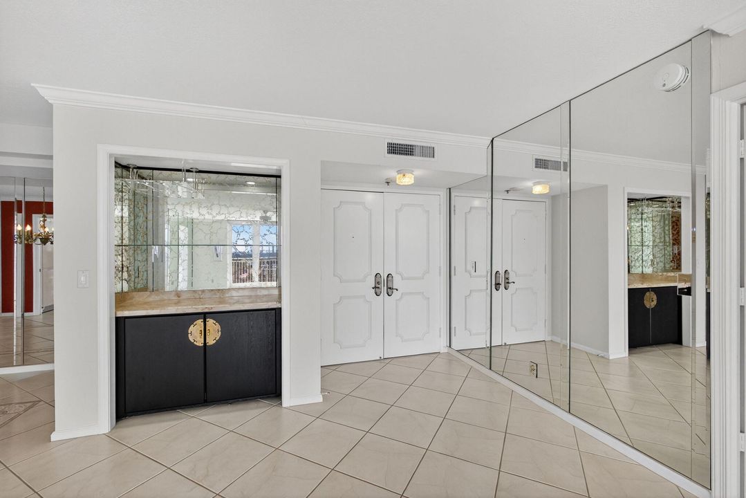 Active With Contract: $695,000 (2 beds, 2 baths, 1760 Square Feet)