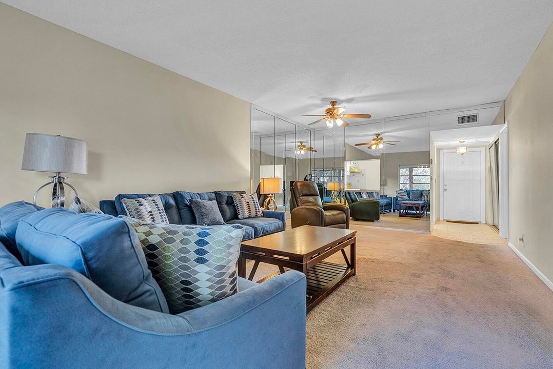 For Sale: $85,500 (2 beds, 2 baths, 990 Square Feet)