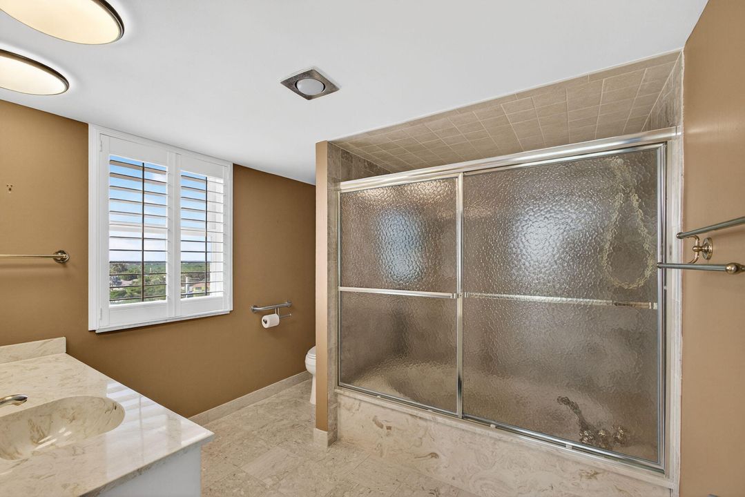 Active With Contract: $695,000 (2 beds, 2 baths, 1760 Square Feet)