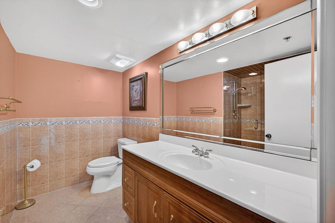 Active With Contract: $695,000 (2 beds, 2 baths, 1760 Square Feet)