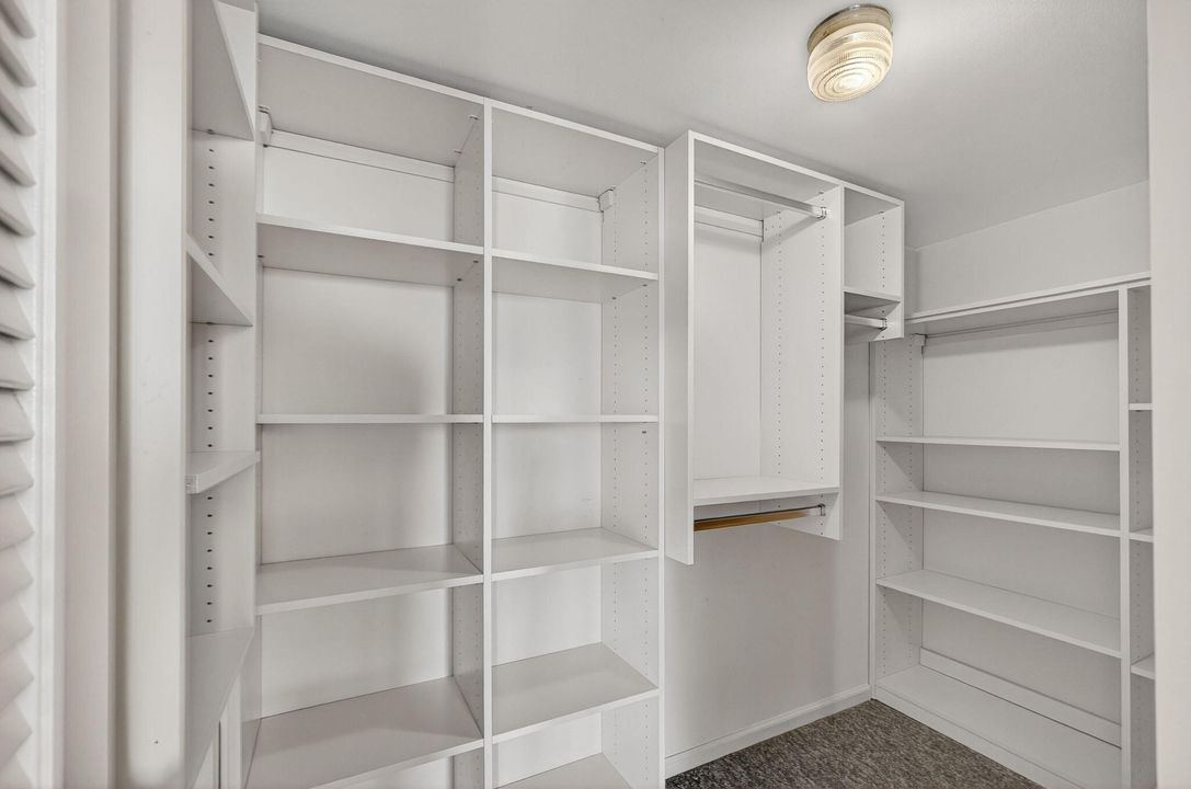 Active With Contract: $695,000 (2 beds, 2 baths, 1760 Square Feet)