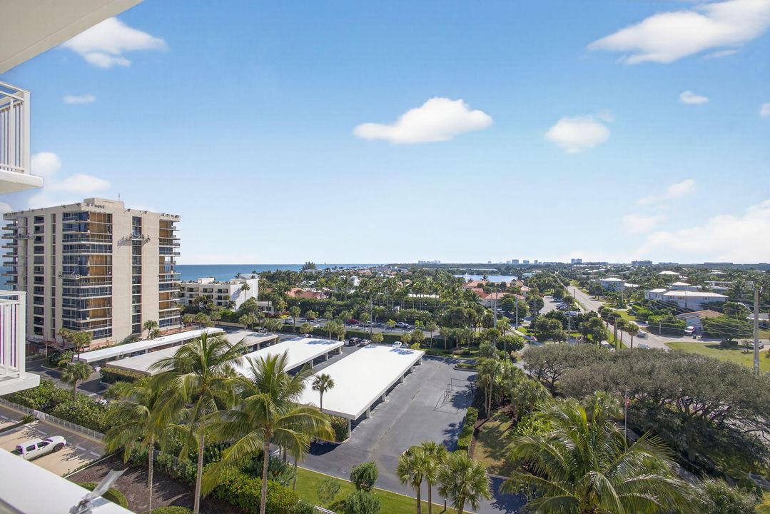 Active With Contract: $695,000 (2 beds, 2 baths, 1760 Square Feet)