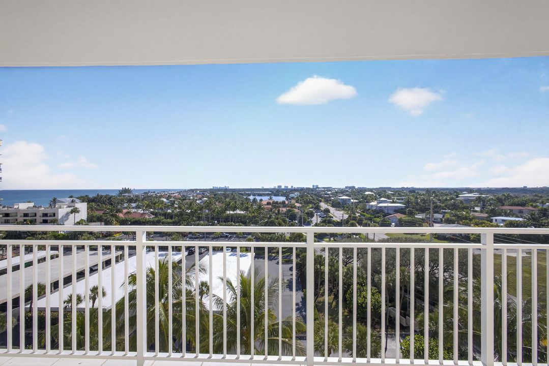 Active With Contract: $695,000 (2 beds, 2 baths, 1760 Square Feet)