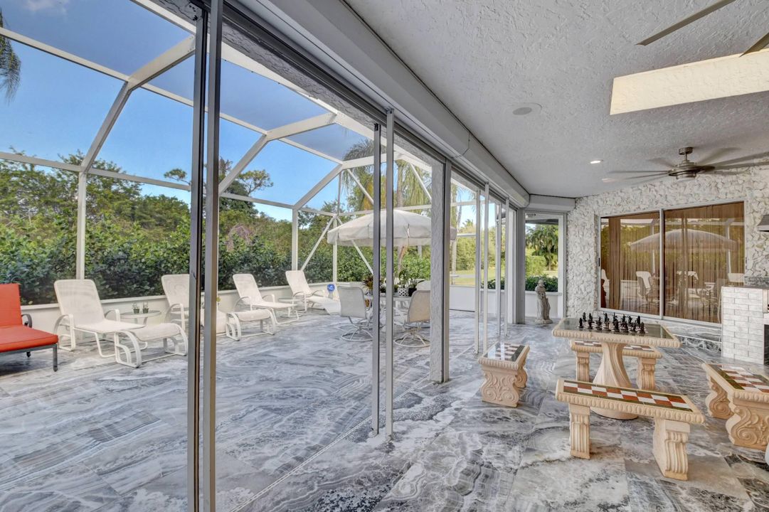 For Sale: $1,250,000 (4 beds, 5 baths, 4717 Square Feet)