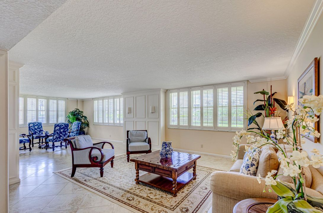 Active With Contract: $695,000 (2 beds, 2 baths, 1760 Square Feet)