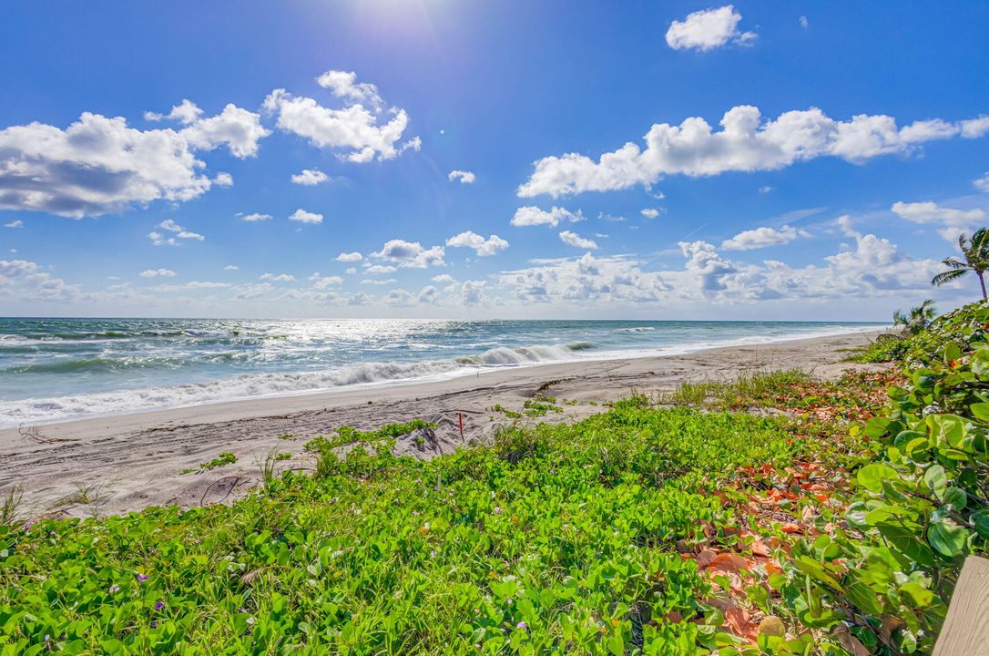 Active With Contract: $695,000 (2 beds, 2 baths, 1760 Square Feet)