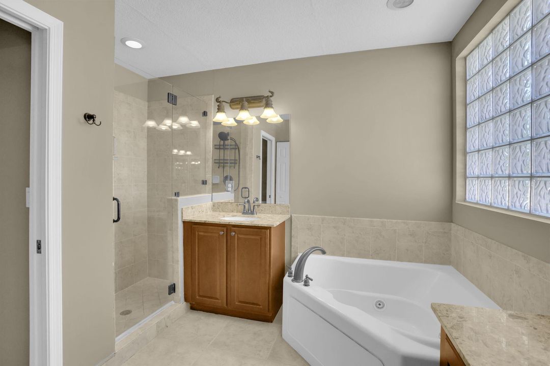 For Sale: $750,000 (4 beds, 3 baths, 3039 Square Feet)