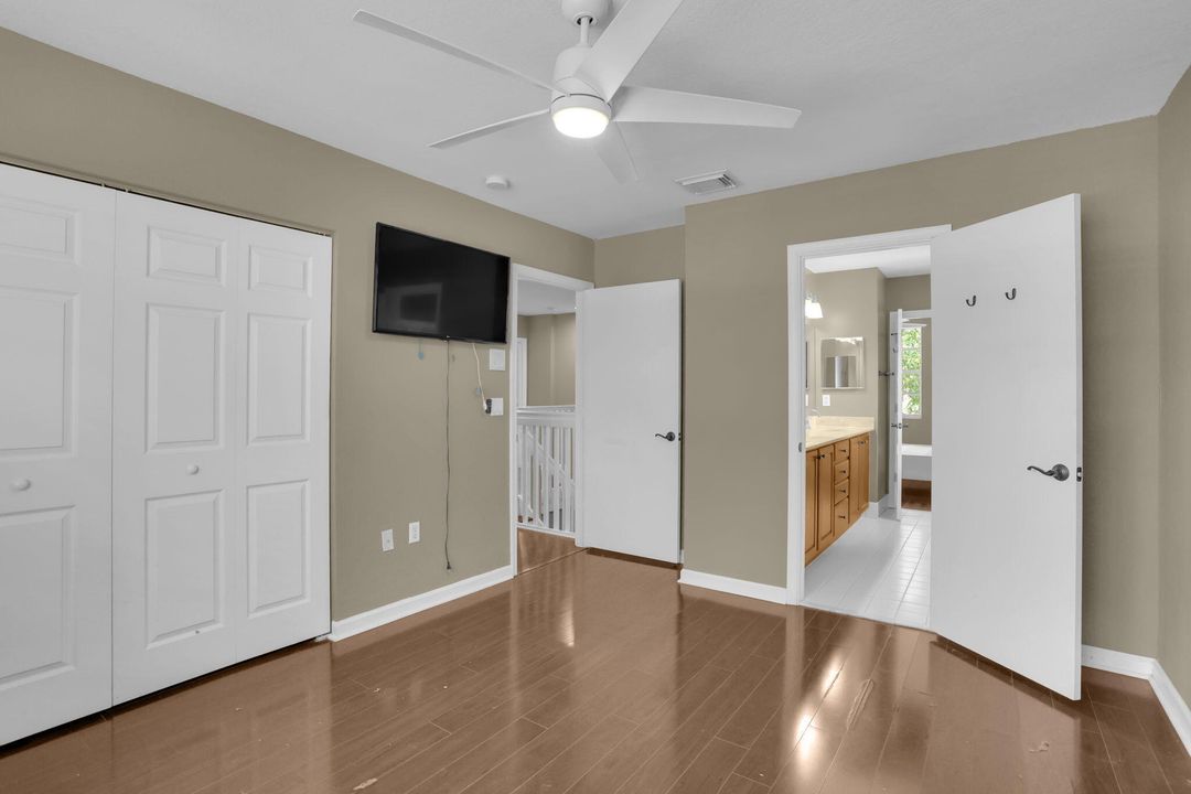 For Sale: $750,000 (4 beds, 3 baths, 3039 Square Feet)