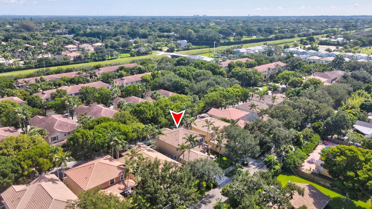 For Sale: $750,000 (4 beds, 3 baths, 3039 Square Feet)