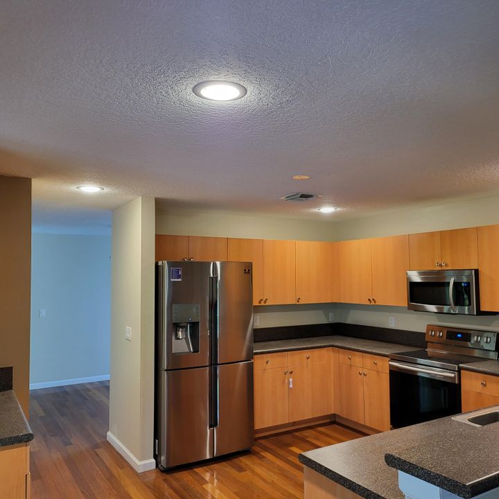 For Rent: $2,995 (3 beds, 2 baths, 2152 Square Feet)