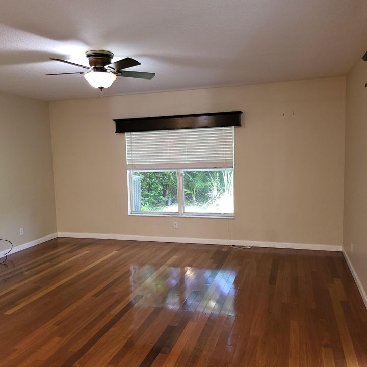 For Rent: $2,995 (3 beds, 2 baths, 2152 Square Feet)