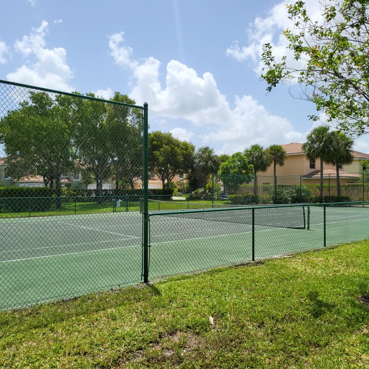 For Rent: $2,995 (3 beds, 2 baths, 2152 Square Feet)