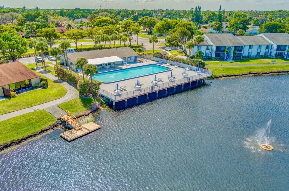 合同活跃: $1,350 (0 贝兹, 1 浴室, 602 平方英尺)